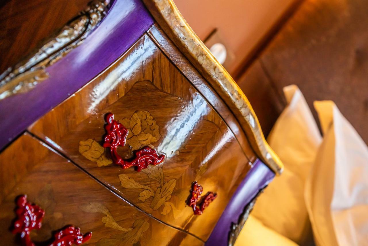 Brit Hotel Privilege Lisieux - La Villa Des Arts ภายนอก รูปภาพ