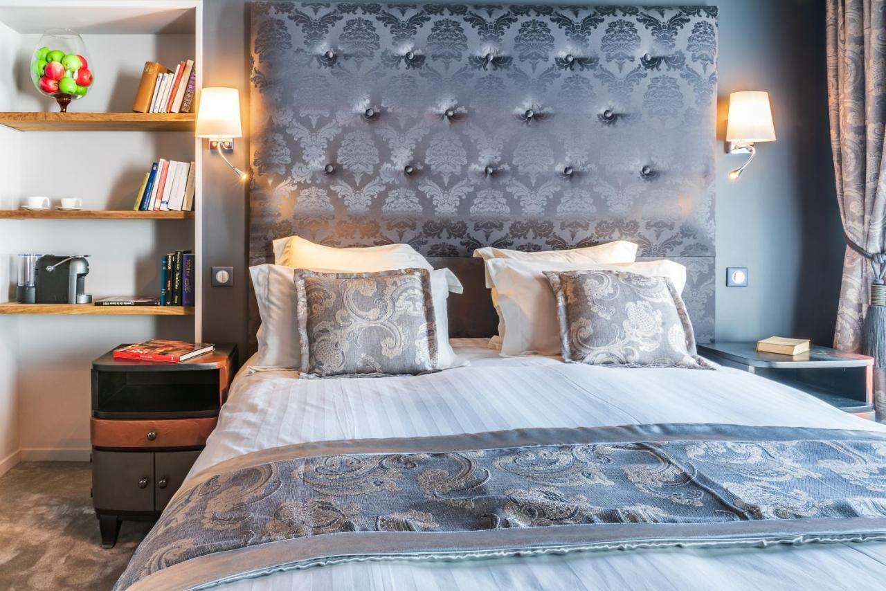 Brit Hotel Privilege Lisieux - La Villa Des Arts ภายนอก รูปภาพ